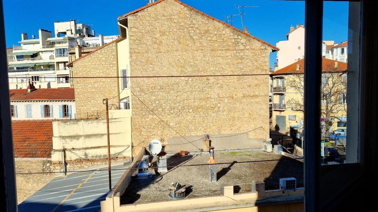 Studio En Plein Centre De Apartment
